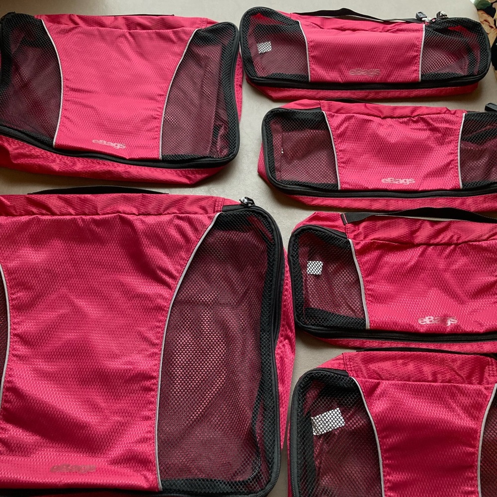 eBags Classic Set of Packing Cubes 6 Pieces -Red